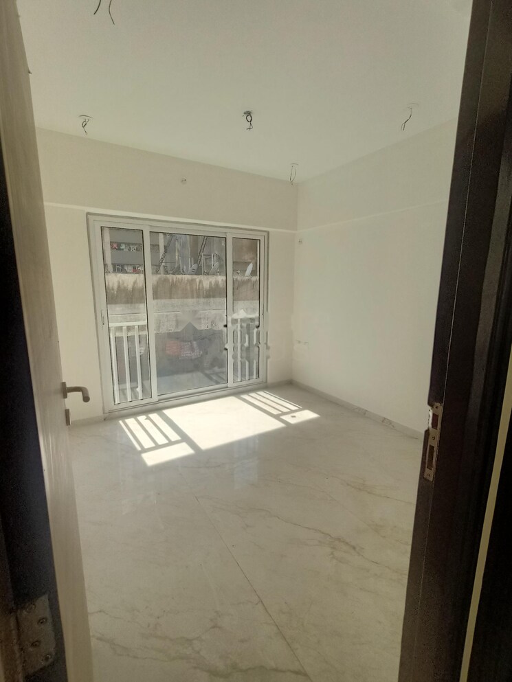 Room, sri-zynergy 2 Bedroom 611 Sq.Ft. Apartment In Suman Nagar Mumbai 8139582
