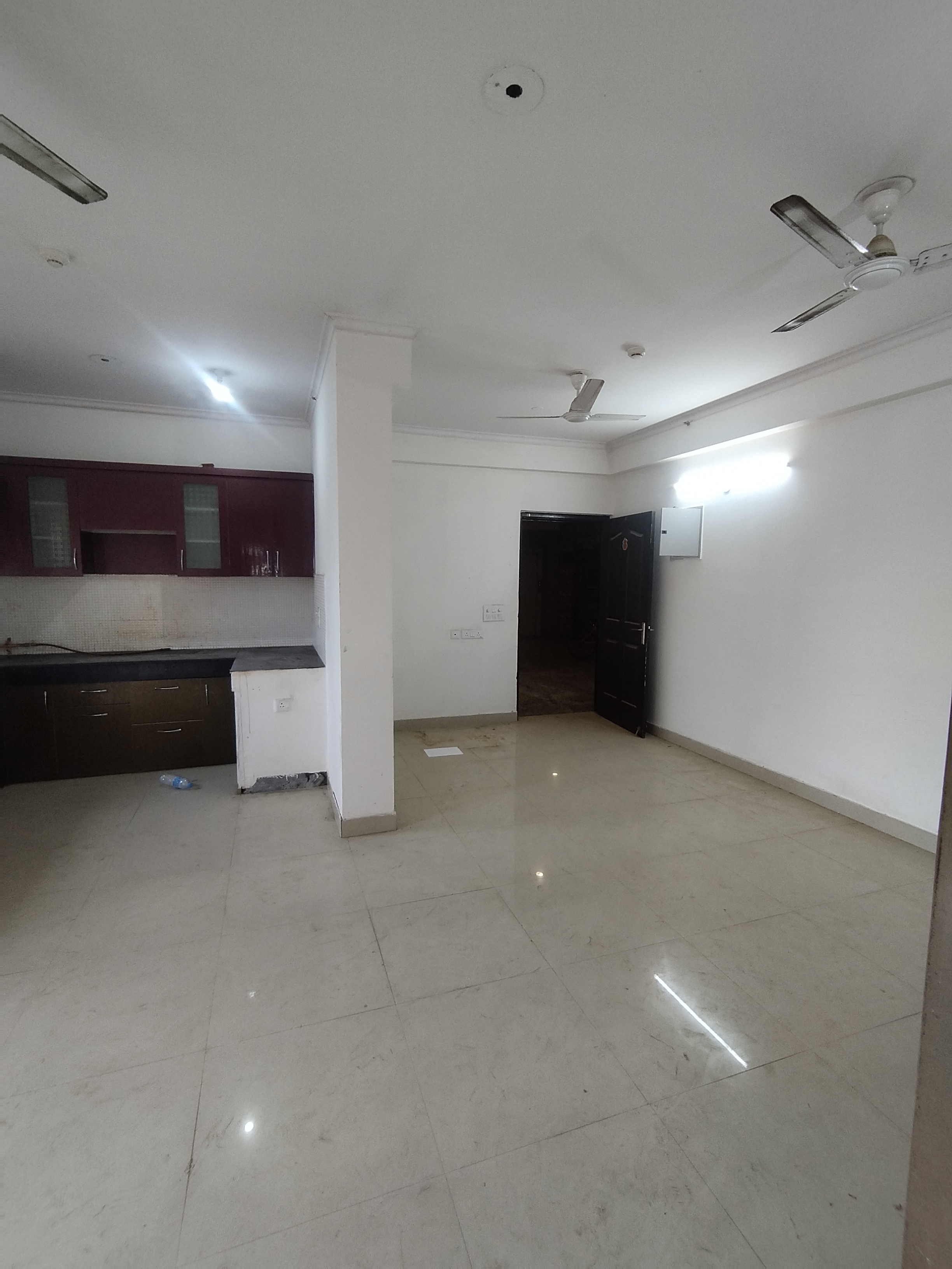 2 BHK + Study Room Apartment For Sale in JM Florence