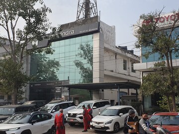  Showroom – Exterior View View at Patparganj - for Sale