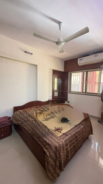 Bedroom in 2 BHK Apartment at Diamond Garden, Chembur – for Rent