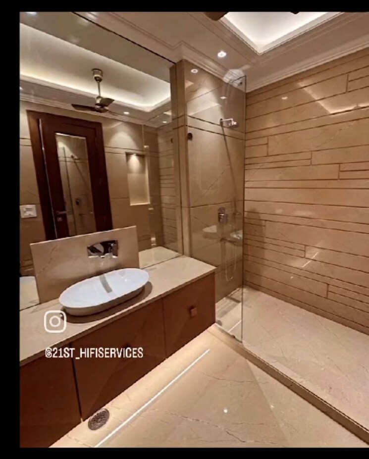Bathroom, greater kailash i 4 Bedroom 500 Sq.Yd. Builder Floor In Greater Kailash I Delhi 8139737
