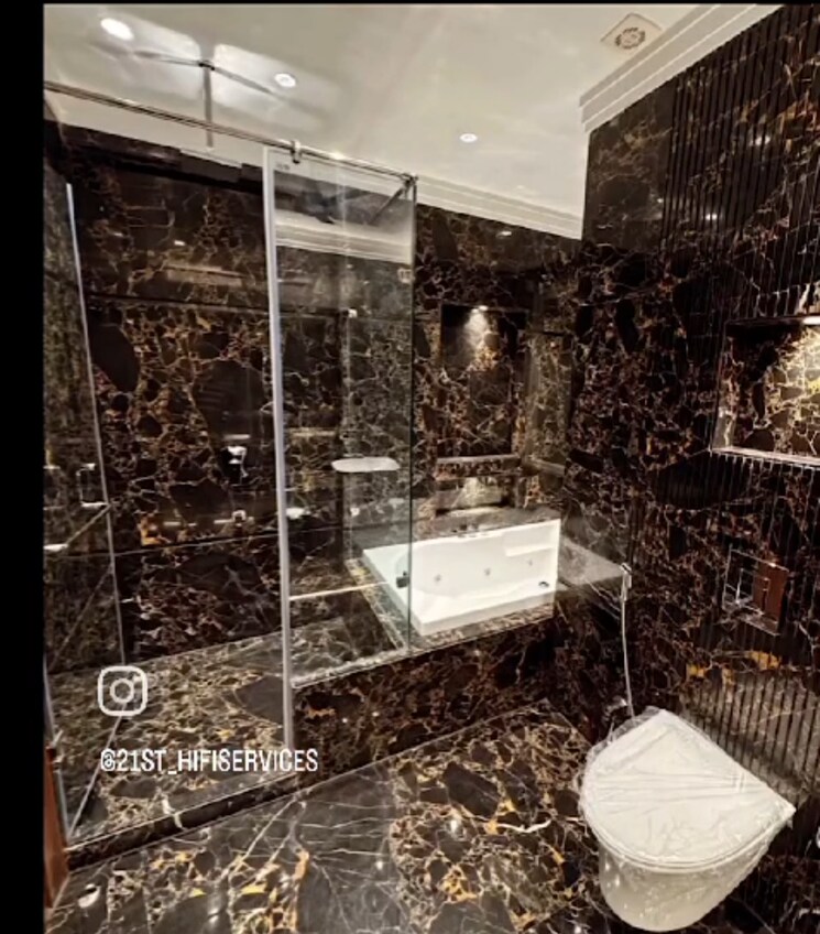 Bathroom, greater kailash i 4 Bedroom 500 Sq.Yd. Builder Floor In Greater Kailash I Delhi 8139737