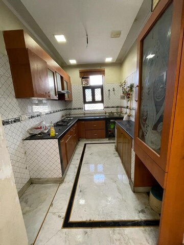 Kitchen in 2.5 BHK Builder Floor at Sector 28 – for Rent