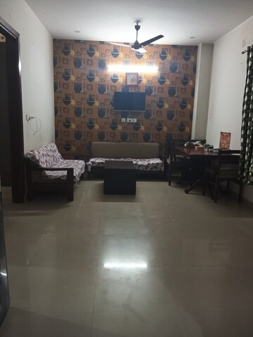 Living Room in 2 BHK Builder Floor at Sector 56 – for Rent