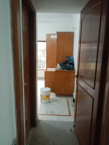 Furnished Amenities in 3 BHK Builder Floor at Uppal Southend, Sector 49 – for Rent