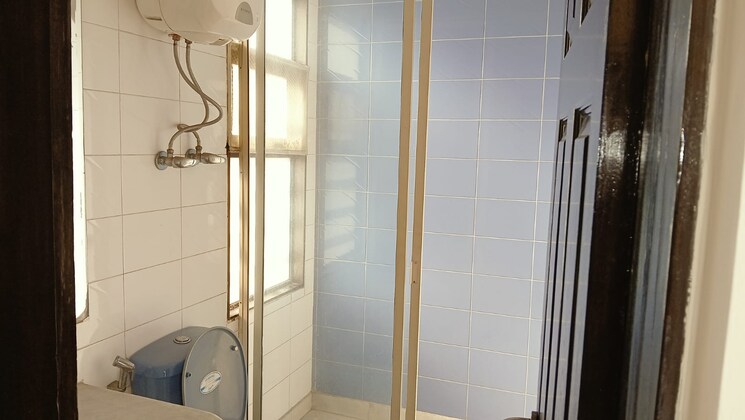 Bathroom, unitech-espace-nirvana-country 5 Bedroom 2897 Sq.Ft. Villa In Sector 50 Gurgaon 8139980