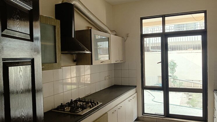 Kitchen, unitech-espace-nirvana-country 5 Bedroom 2897 Sq.Ft. Villa In Sector 50 Gurgaon 8139980