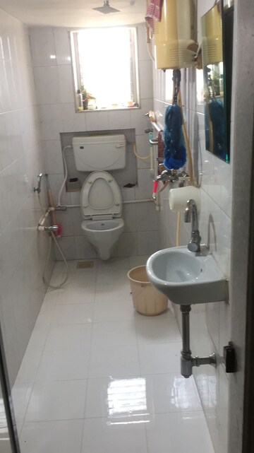 Room in  Pg at Santacruz East – for Rent