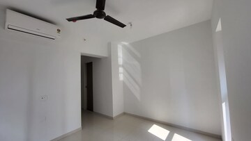 Room in 2.5 BHK Apartment at Dombivli East – for Rent