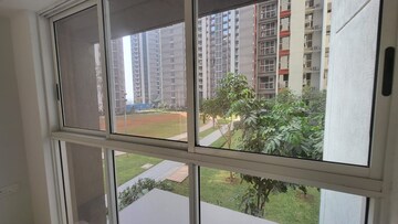Balcony in 2.5 BHK Apartment at Dombivli East – for Rent