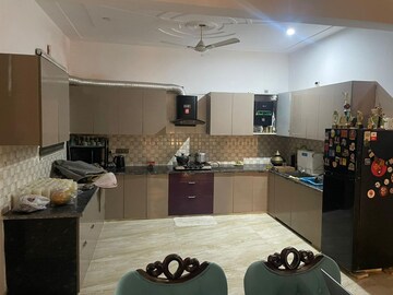 Master Bedroom in 3 BHK Builder Floor at BPTP Parkland, Sector 75 – for Rent