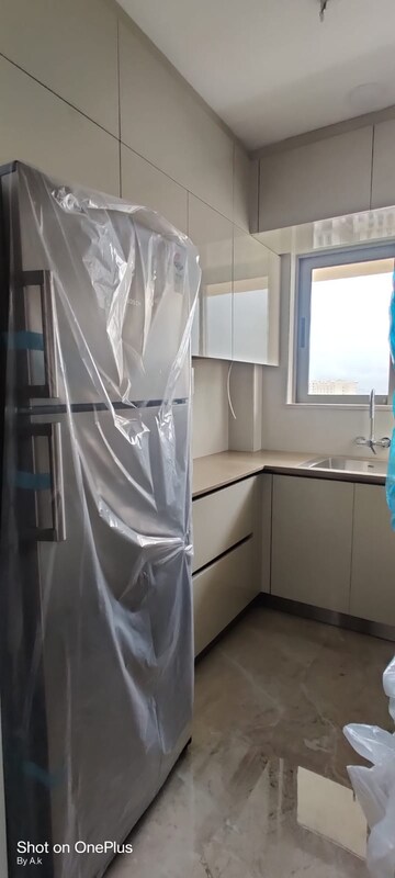 Bathroom in 1 BHK Apartment at Hiranandani Regent Hill, Powai – for Rent