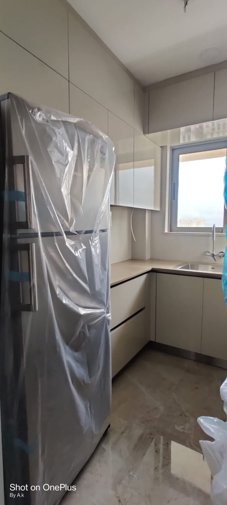 Bathroom, hiranandani-regent-hill 1 Bedroom 380 Sq.Ft. Apartment In Powai Mumbai 8140123