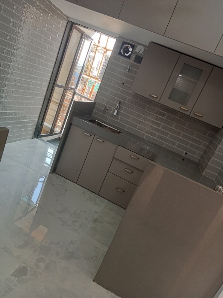 Bathroom, shantee-flamingo-residency 2 Bedroom 599 Sq.Ft. Apartment In Vasai West Palghar 8140250