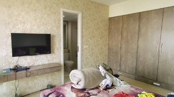 Living Room in 2.5 BHK Apartment at Hiranandani Meadows, Manpada – for Sale