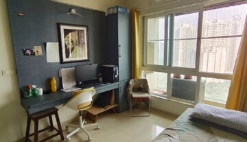 Living Room in 2.5 BHK Apartment at Hiranandani Meadows, Manpada – for Sale