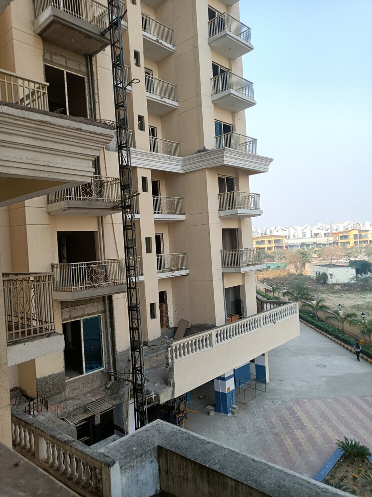 Balcony, capital-athena 2.5 Bedroom 1290 Sq.Ft. Apartment In Sector 1 Greater Noida Greater Noida 8140521