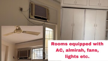 Room in 3 BHK Builder Floor at Uppal Southend, Sector 49 – for Rent