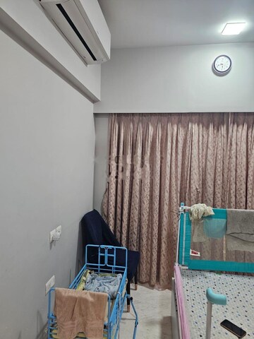 Furnished Amenities in 2 BHK Apartment at Lodha Bel Air, Jogeshwari West – for Rent