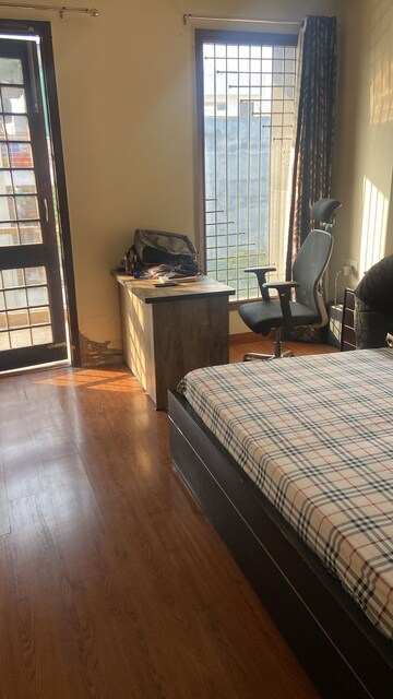 Bedroom in 4 BHK Builder Floor at Infinite Luxury, South City 2 – for Rent