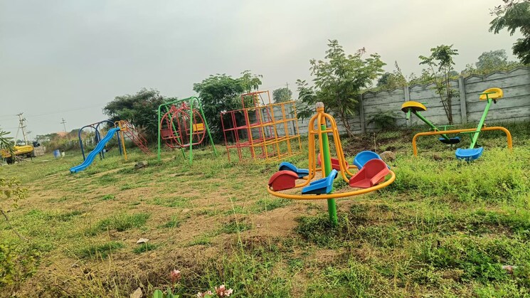 Garden, sangareddy  150 Sq.Yd. Plot In Sangareddy Hyderabad 8140323
