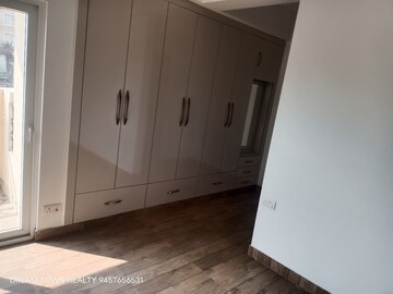 3 BHK Apartment For Sale in Purvanchal Royal City II, Chi V Greater Noida