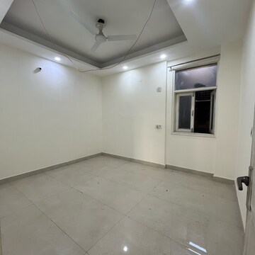 Room in 3 BHK Builder Floor at Chattarpur – for Rent