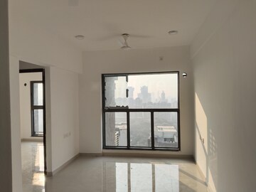 Room in 2 BHK Apartment at UK Luxecity, Kandivali East – for Rent