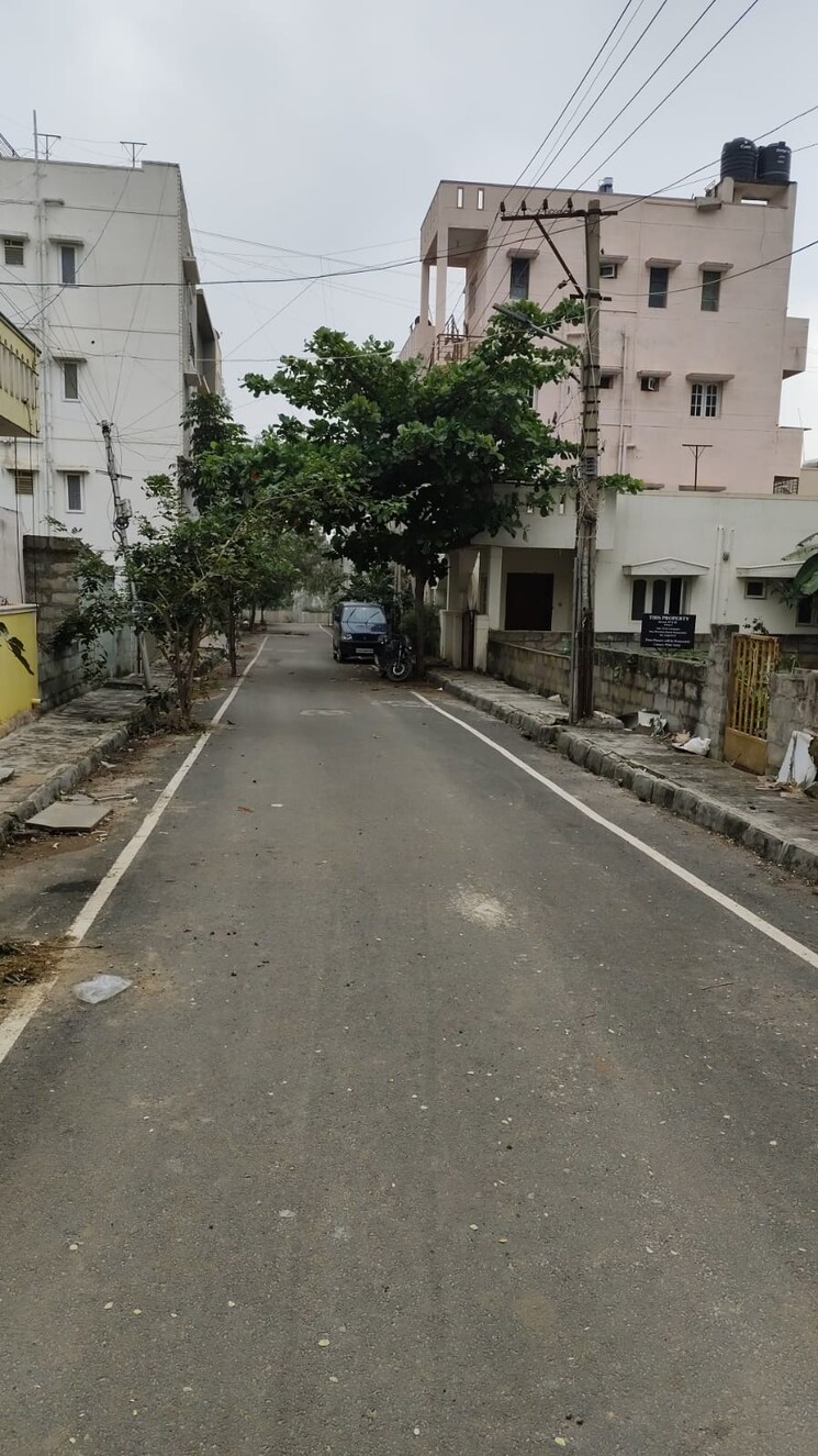  Parking, kothanur 6 Bedroom 1200 Sq.Ft. Independent House In Kothanur Bangalore 8140098