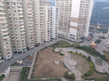 2 BHK Apartment For Rent in Supertech Ecociti, Sector 137