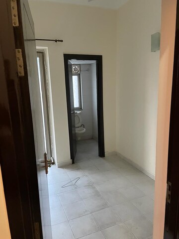 Room in 3 BHK Apartment at M3M Merlin, Sector 67 – for Rent