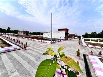  Plot – Exterior View View at Banthra Sikander Pur - for Sale