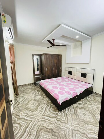 Bedroom in 1 BHK Apartment at Kharar Road – for Rent