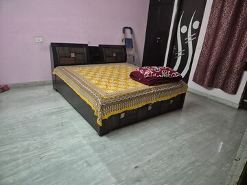 Bedroom in 2.5 BHK Independent House at Gardenia Glory, Sector 46 – for Rent