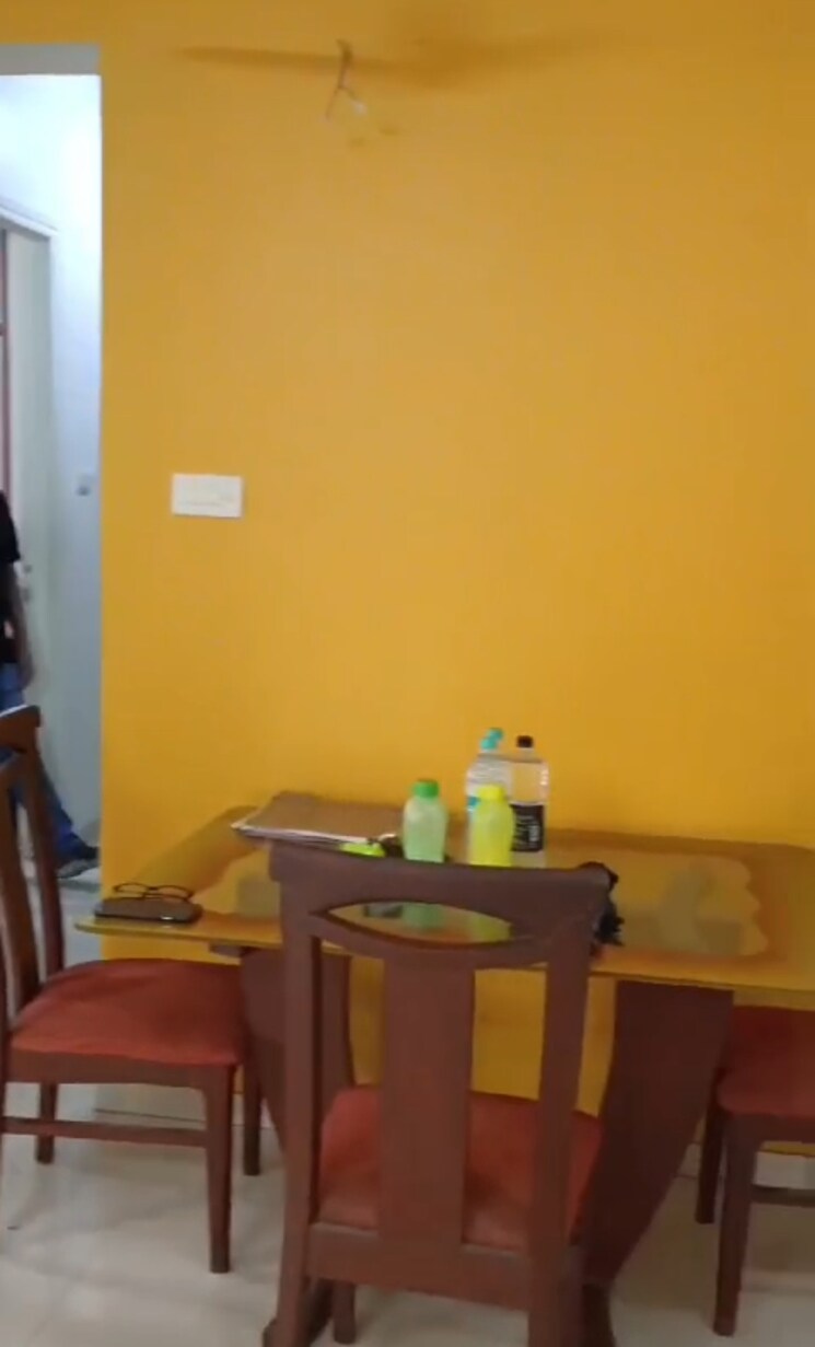 Living Room, kapur bawdi 2.5 Bedroom 750 Sq.Ft. Apartment In Kapur Bawdi Thane 8141052