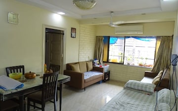 2 BHK Apartment For Rent in Universal Cubical, Jogeshwari West