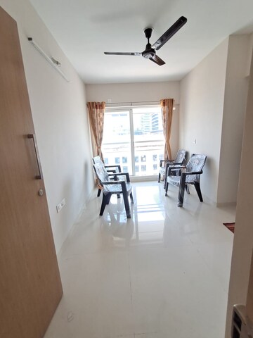 Team Area in 2 BHK Apartment at Sugee Atharva, Prabhadevi – for Rent