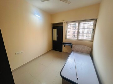 Master Bedroom in 2 BHK Apartment at Amanora Trendy Homes, Hadapsar – for Rent