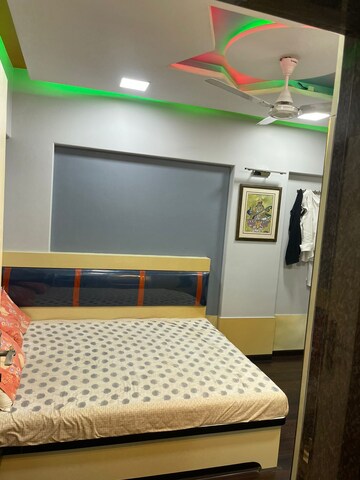 Bedroom in 2 BHK Apartment at Giri Vihar chs, Kandivali West – for Rent