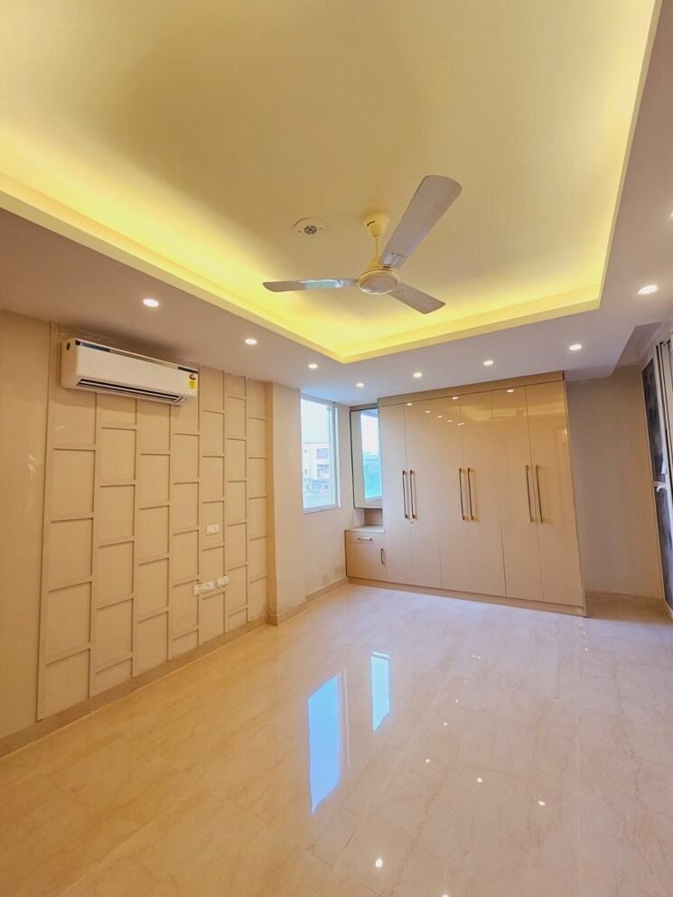 Kitchen, ss-mayfield-gardens 4 Bedroom 2160 Sq.Ft. Builder Floor In Sector 51 Gurgaon 8141123