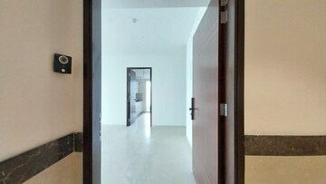 Building Lobby in 4 BHK Apartment at Lokhandwala Minerva Mahalaxmi, Mahalaxmi – for Rent