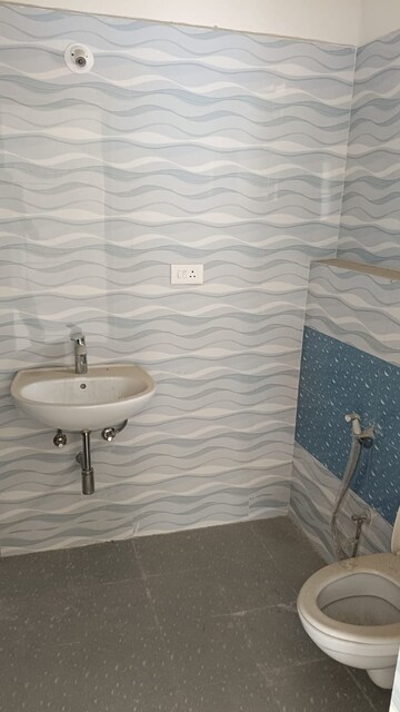 Bathroom in 2 BHK Apartment at Candeur 40, Miyapur – for Sale