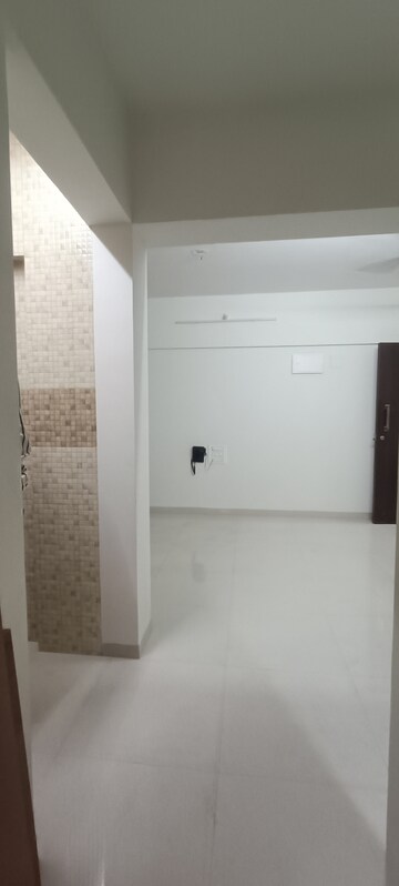 Bathroom in 1 BHK Apartment at Gold Silver Crest, Santacruz East – for Rent