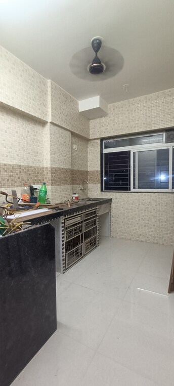 1 BHK Apartment For Rent in Gold Silver Crest Santacruz East Mumbai  8141203