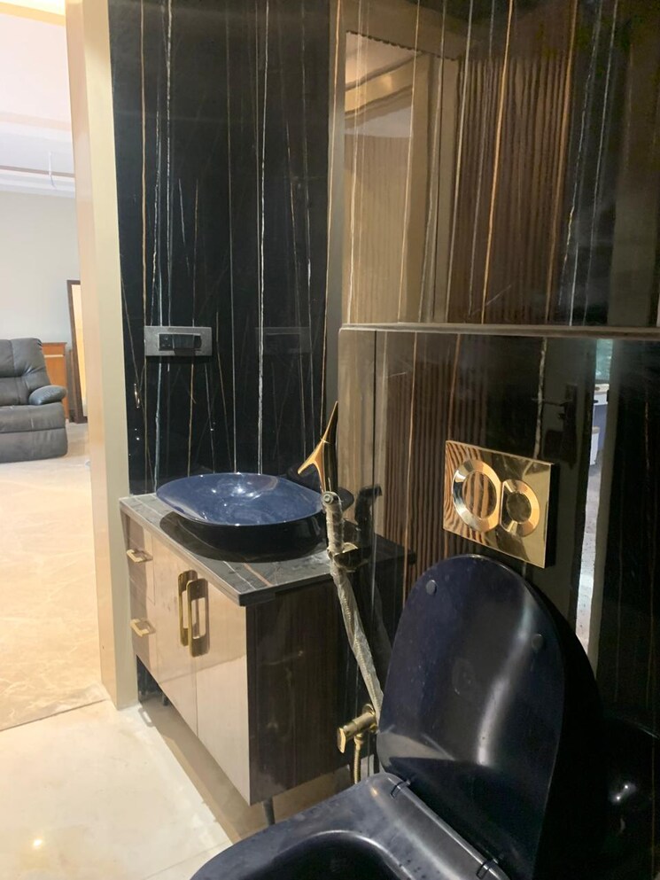 Master Bedroom, sushant-lok-3 4 Bedroom 2700 Sq.Ft. Builder Floor In Sector 57 Gurgaon 8141236