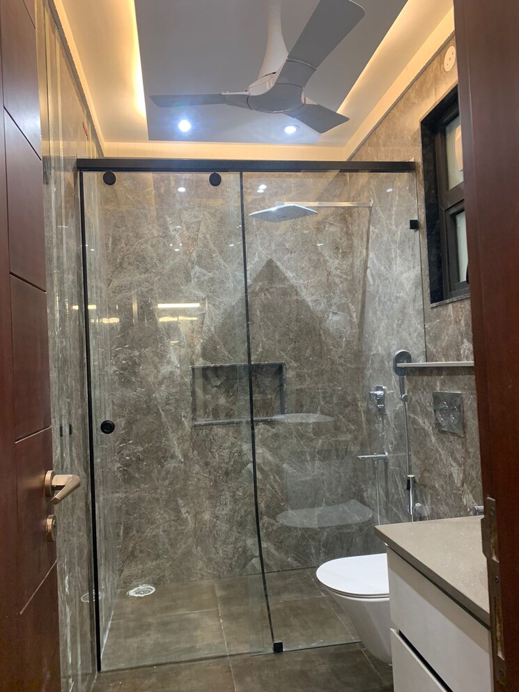 Bathroom, sushant-lok-3 4 Bedroom 4518 Sq.Ft. Builder Floor In Sector 57 Gurgaon 8141242