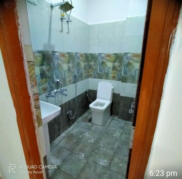Bathroom in 3 BHK Independent House at Indira Nagar – for Rent