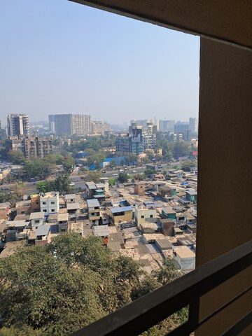 Master Plan in 1 BHK Apartment at Laxmi Tower Bandra East, Bandra East – for Rent