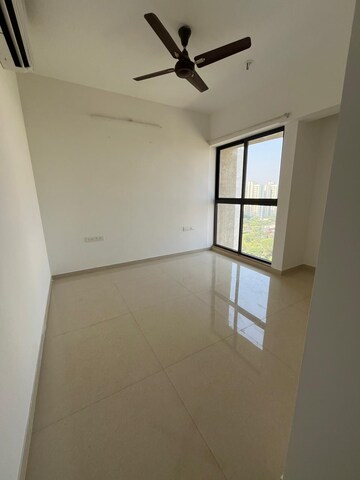 Room in 3 BHK Apartment at Lodha Palava Aurora B and C, Dombivli East – for Rent