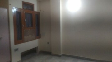 Room in 3 BHK Apartment at Indira Nagar – for Rent